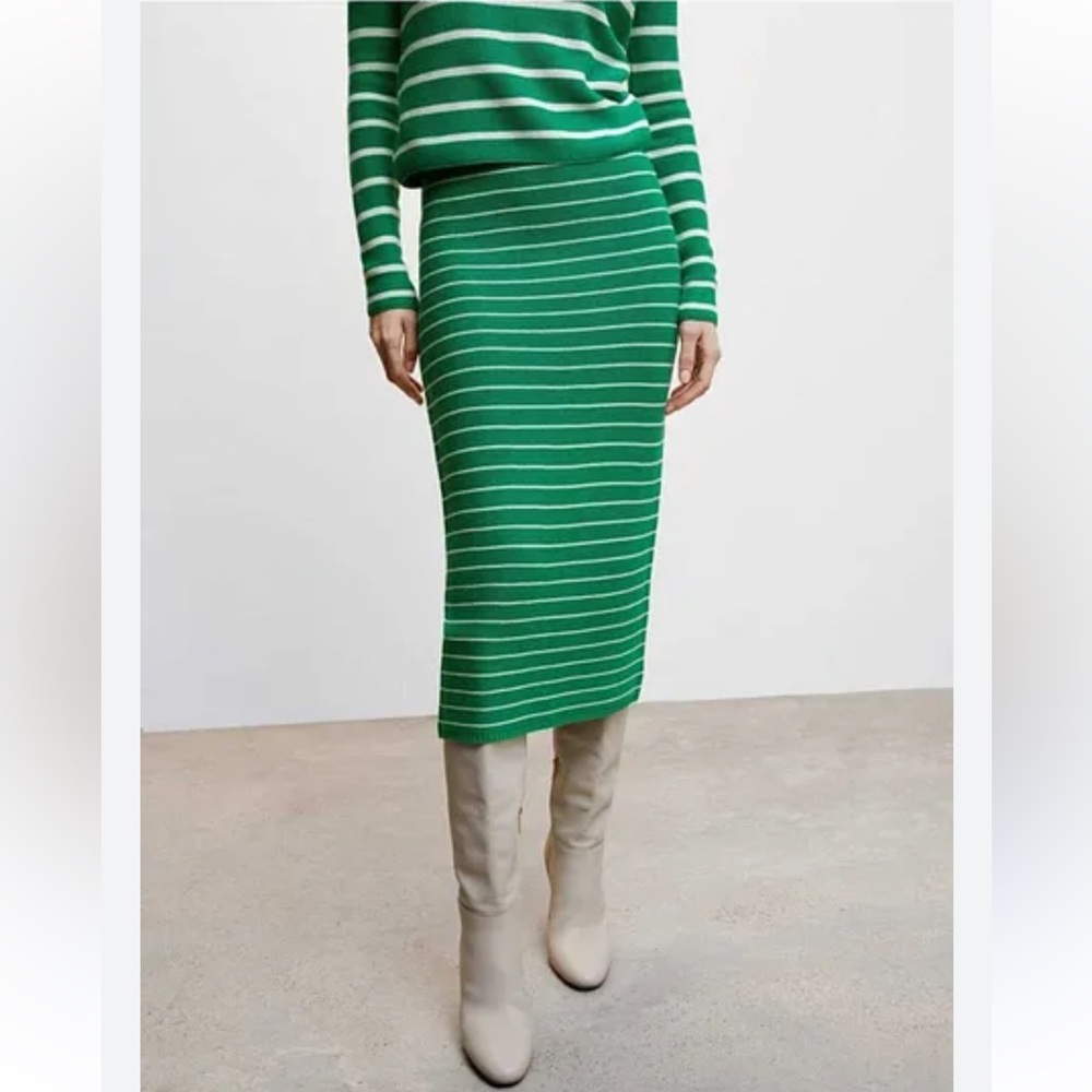 NWT. Truth By Republic Pull-On Striped Maxi Skirt